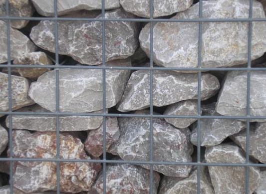 格賓籠在安裝時(shí)應(yīng)該注意哪些問題